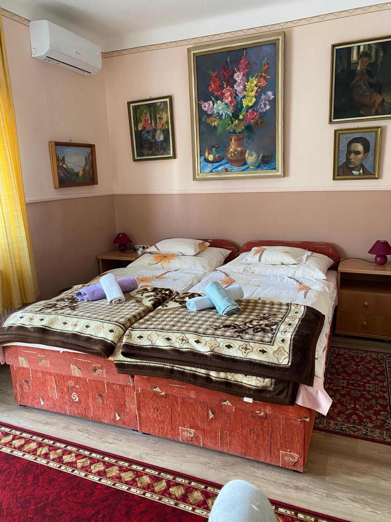 Karoly Vendeghaz Hotell Hévíz Exteriör bild